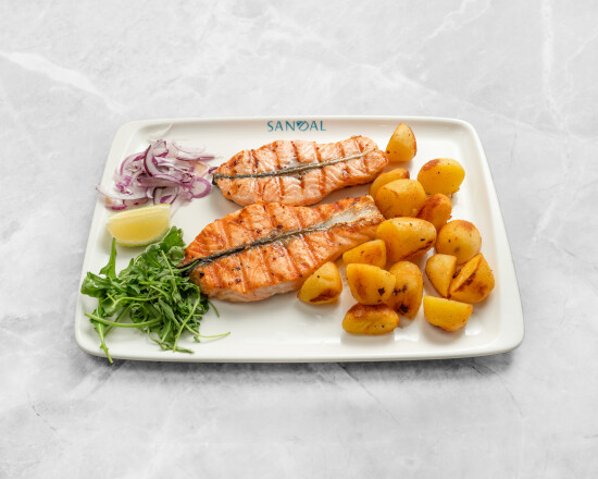Lachsfilet vom Holzkohlegrill